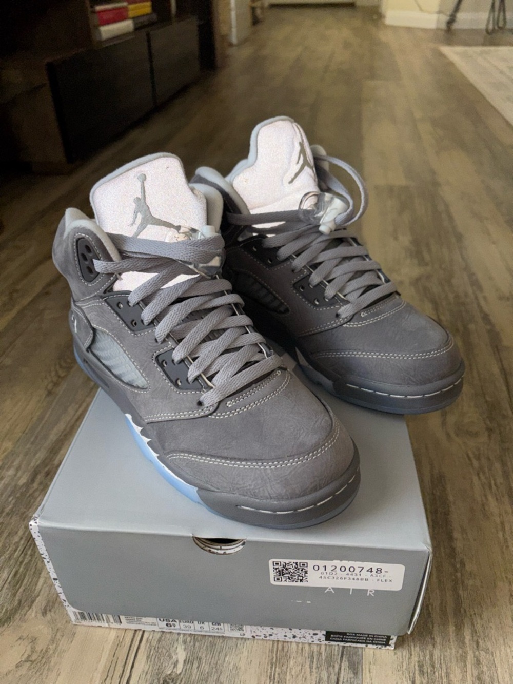 Jordan 5 Retro Wolf Grey (2026) Grade School